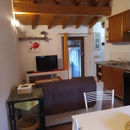 Casa Alberta 아파트 Casasco Intelvi
